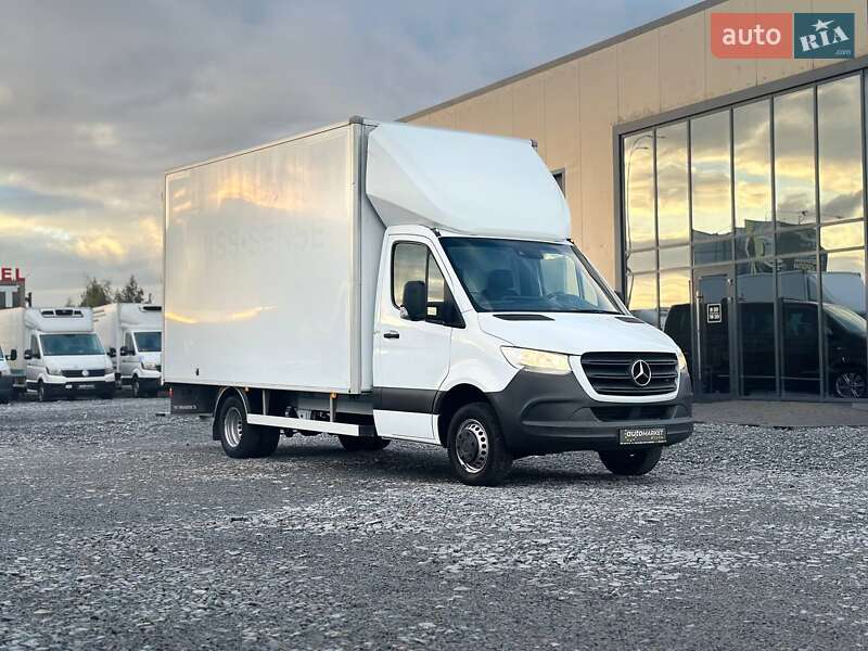 Mercedes-Benz Sprinter 2021