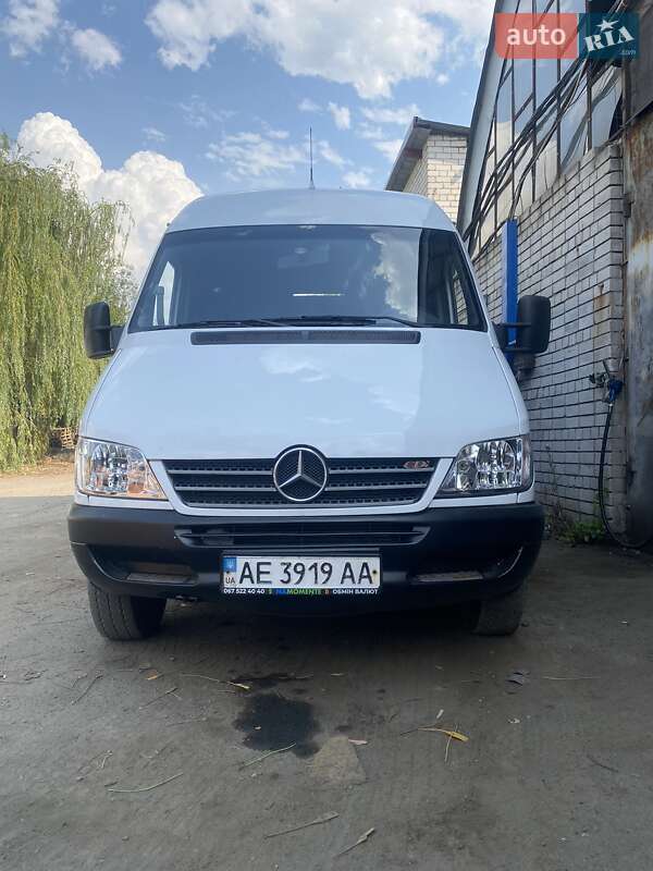 Mercedes-Benz Sprinter 2003