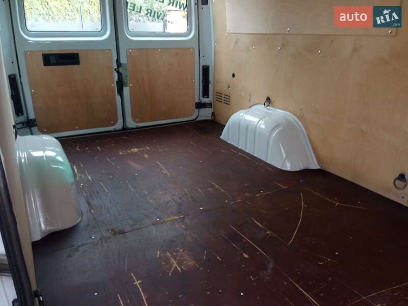 Вантажний фургон Mercedes-Benz Sprinter 2006 в Луцьку