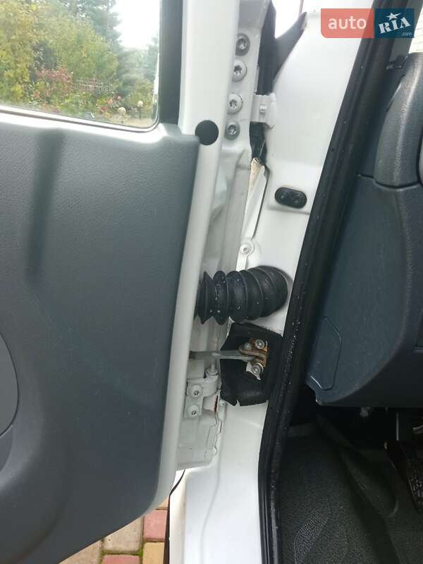 Вантажний фургон Mercedes-Benz Sprinter 2006 в Луцьку