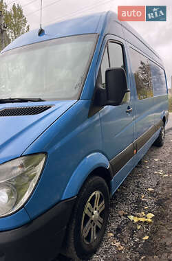 Микроавтобус грузовой (до 3,5т) Mercedes-Benz Sprinter 2011 в 