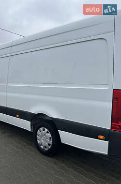 Грузовой фургон Mercedes-Benz Sprinter 2020 в 