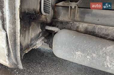 Вантажний фургон Mercedes-Benz Sprinter 2004 в  фото 3 Вантажний фургон Mercedes-Benz Sprinter 2004 в