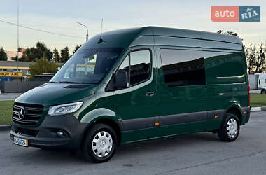 Вантажний фургон Mercedes-Benz Sprinter 2022 в 