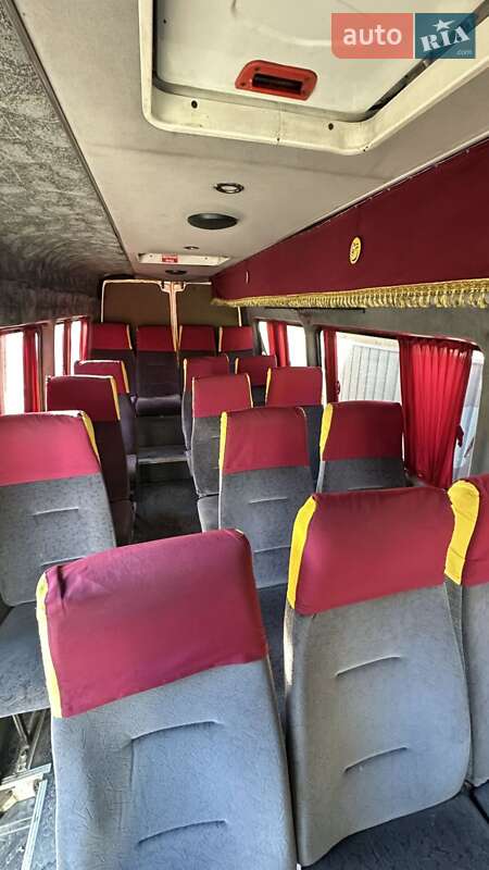 Мікроавтобус Mercedes-Benz Sprinter 2001 в Ніжині фото 3 Мікроавтобус Mercedes-Benz Sprinter 2001 в Ніжині
