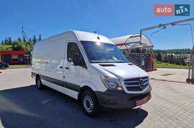 Грузовой фургон Mercedes-Benz Sprinter 2015 в 