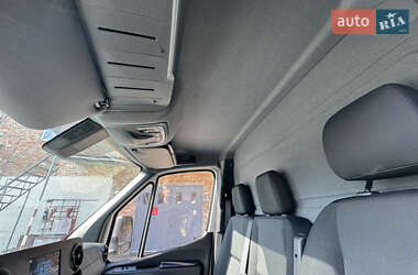 Грузовой фургон Mercedes-Benz Sprinter 2020 в 