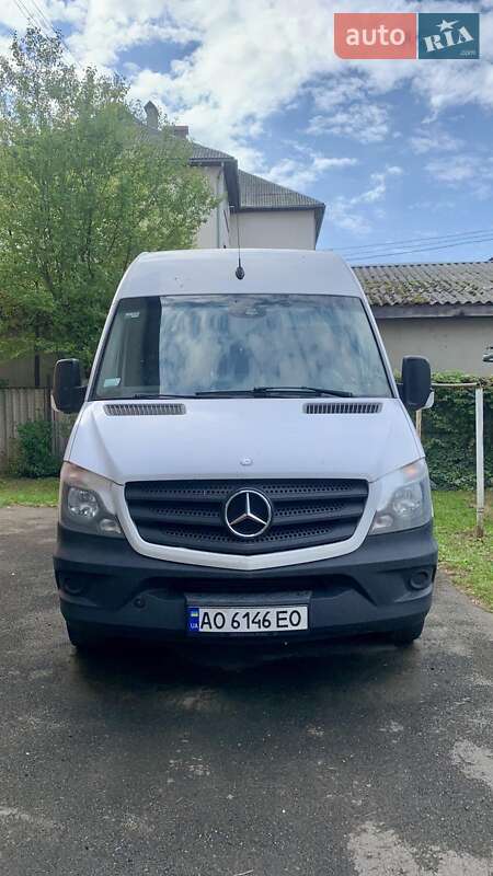 Микроавтобус грузовой (до 3,5т) Mercedes-Benz Sprinter 2015 в 