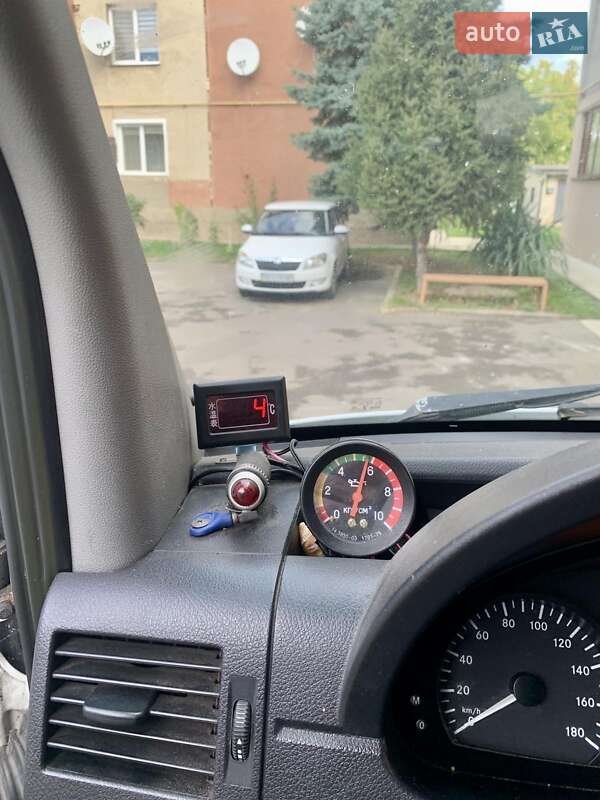 Микроавтобус грузовой (до 3,5т) Mercedes-Benz Sprinter 2015 в Мукачево