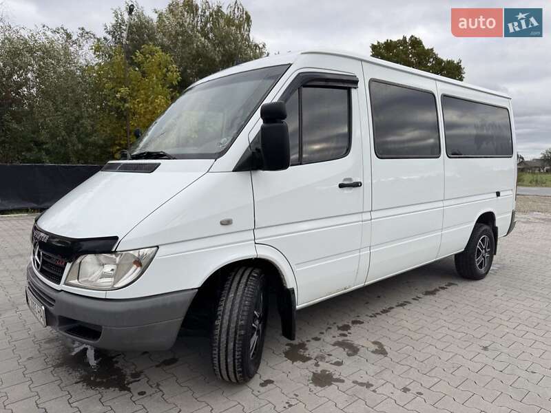 Микроавтобус Mercedes-Benz Sprinter 2005 в Калуше