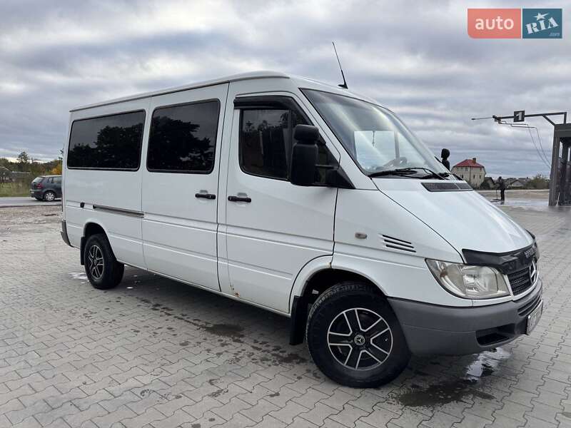 Микроавтобус Mercedes-Benz Sprinter 2005 в Калуше