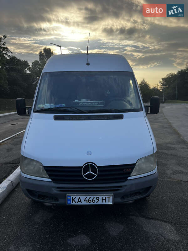 Мікроавтобус Mercedes-Benz Sprinter 2002 в Києві