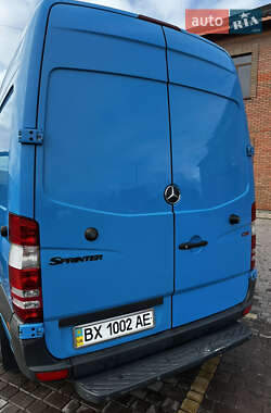 Микроавтобус грузовой (до 3,5т) Mercedes-Benz Sprinter 2008 в 