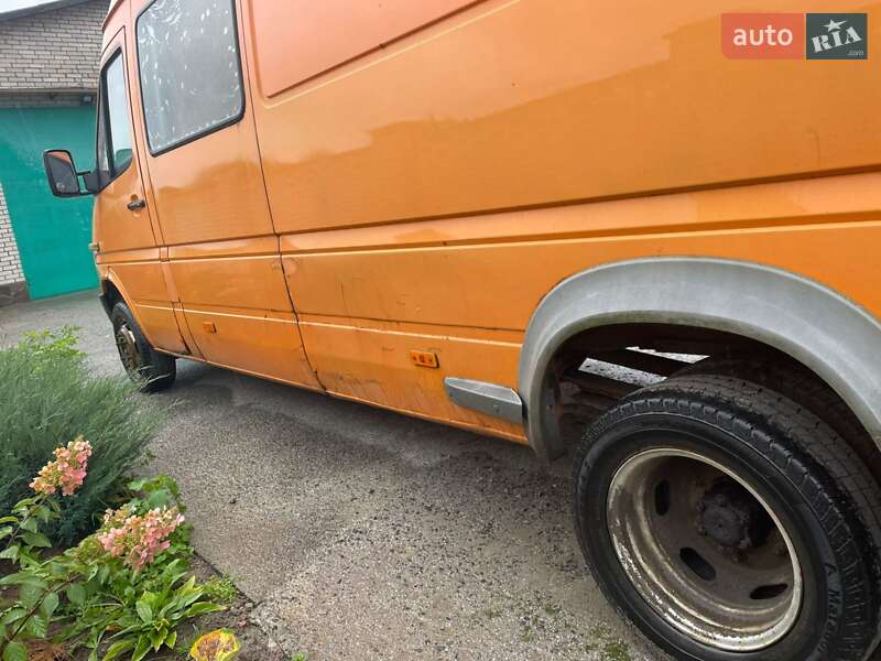 Вантажний фургон Mercedes-Benz Sprinter 1997 в Вінниці