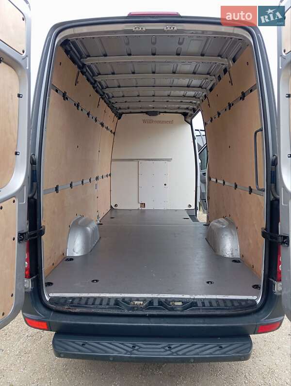 Грузовой фургон Mercedes-Benz Sprinter 2016 в Кременце