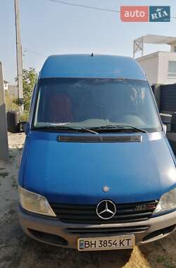 Грузовой фургон Mercedes-Benz Sprinter 2002 в 
