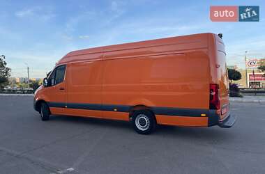 Грузовой фургон Mercedes-Benz Sprinter 2021 в 