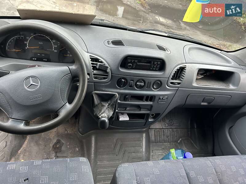 Микроавтобус грузовой (до 3,5т) Mercedes-Benz Sprinter 2006 в Киеве фото 6 Микроавтобус грузовой (до 3,5т) Mercedes-Benz Sprinter 2006 в Киеве