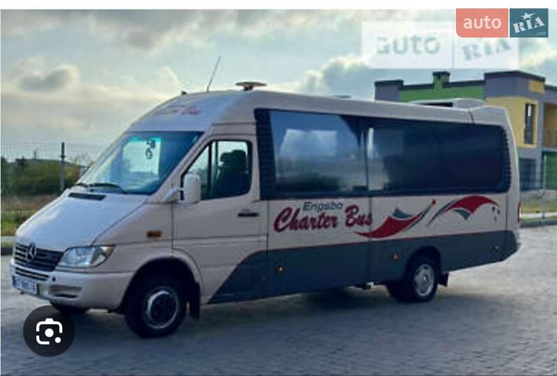 Городской автобус Mercedes-Benz Sprinter 2000 в Николаеве