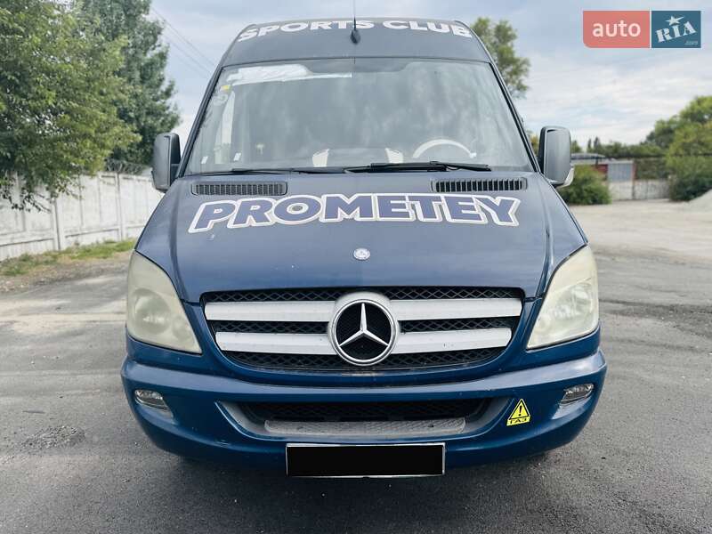 Туристический / Междугородний автобус Mercedes-Benz Sprinter 2011 в Днепре