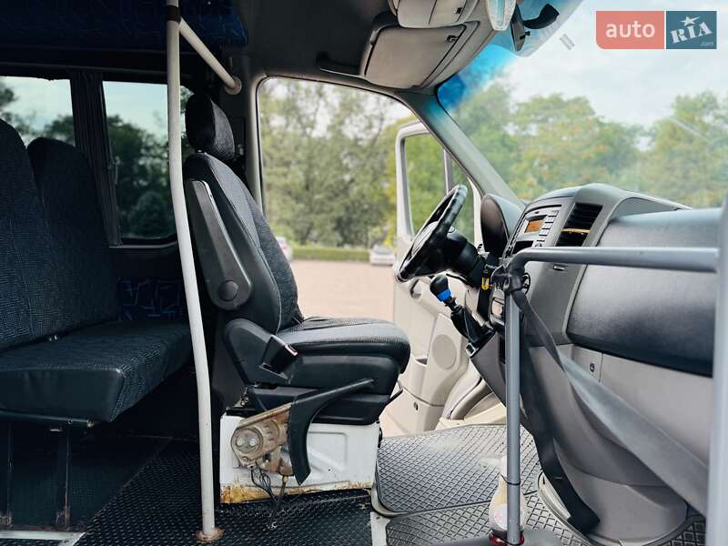 Мікроавтобус Mercedes-Benz Sprinter 2014 в Дніпрі фото 37 Мікроавтобус Mercedes-Benz Sprinter 2014 в Дніпрі