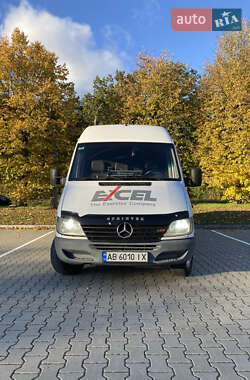 Грузовой фургон Mercedes-Benz Sprinter 2002 в Виннице