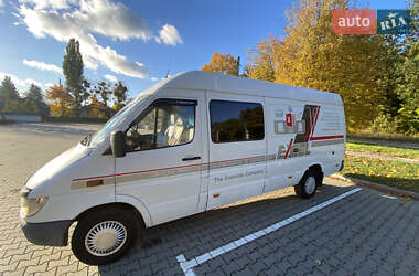 Вантажний фургон Mercedes-Benz Sprinter 2002 в  фото 12 Вантажний фургон Mercedes-Benz Sprinter 2002 в