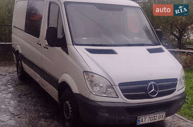 Грузопассажирский фургон Mercedes-Benz Sprinter 2010 в 