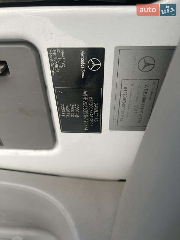 Вантажний фургон Mercedes-Benz Sprinter 2017 в Дніпрі