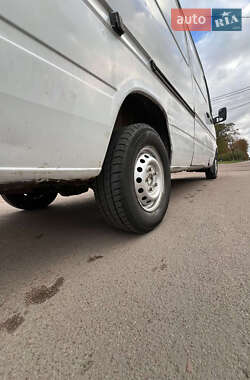 Грузовой фургон Mercedes-Benz Sprinter 2001 в 