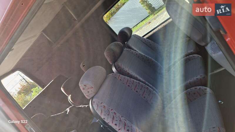 Вантажопасажирський фургон Mercedes-Benz Sprinter 2005 в Івано-Франківську