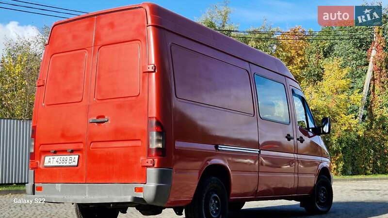 Вантажопасажирський фургон Mercedes-Benz Sprinter 2005 в Івано-Франківську