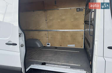 Грузовой фургон Mercedes-Benz Sprinter 2016 в 