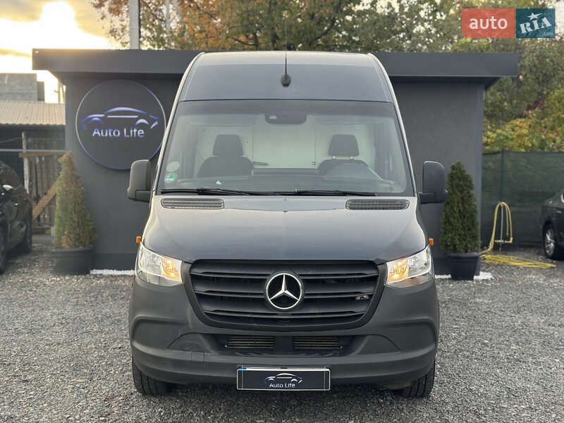 Вантажний фургон Mercedes-Benz Sprinter 2020 в Мукачевому