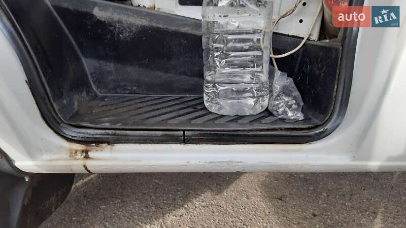 Тентований Mercedes-Benz Sprinter 2001 в Монастирищеві