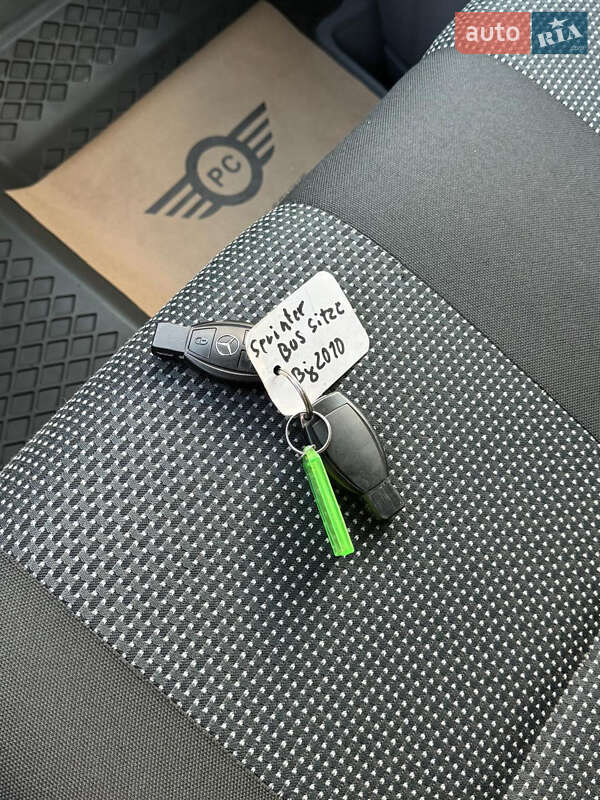 Грузопассажирский фургон Mercedes-Benz Sprinter 2010 в Недобоевцах фото 25 Грузопассажирский фургон Mercedes-Benz Sprinter 2010 в Недобоевцах