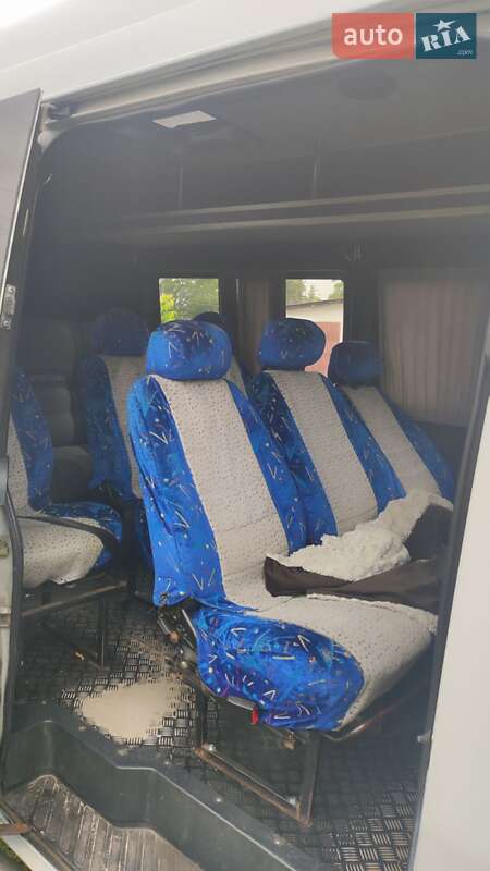 Микроавтобус Mercedes-Benz Sprinter 2006 в Вараше фото 18 Микроавтобус Mercedes-Benz Sprinter 2006 в Вараше