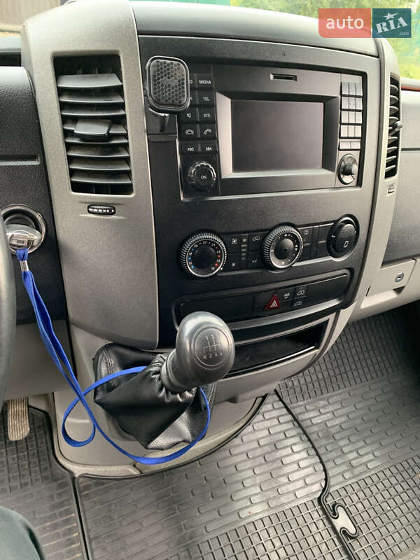 Грузопассажирский фургон Mercedes-Benz Sprinter 2015 в Виннице