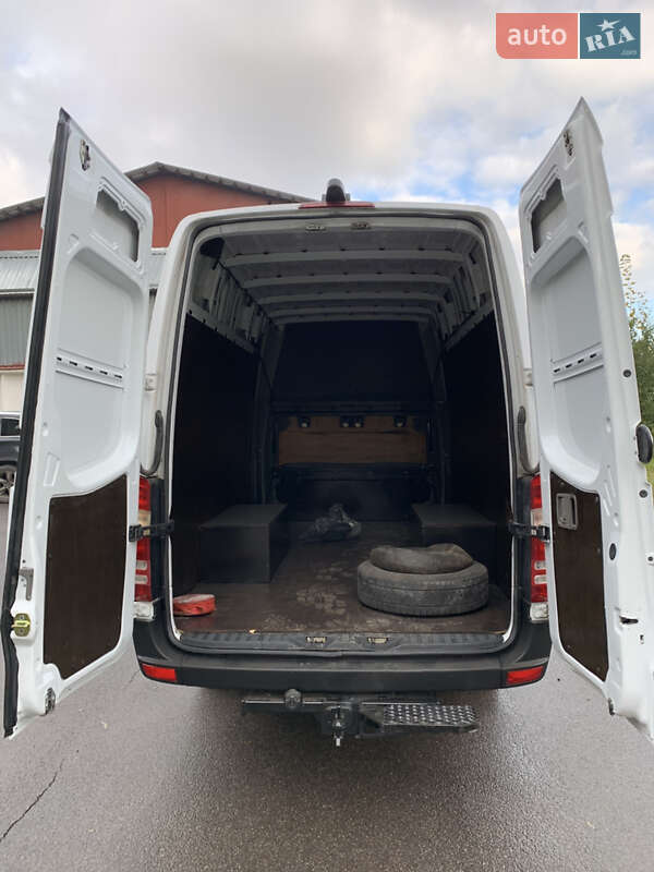 Грузопассажирский фургон Mercedes-Benz Sprinter 2015 в Виннице