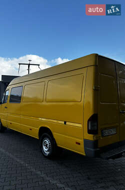 Грузопассажирский фургон Mercedes-Benz Sprinter 2004 в  фото 4 Грузопассажирский фургон Mercedes-Benz Sprinter 2004 в