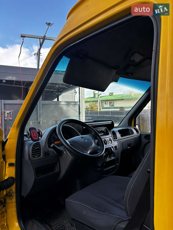 Вантажопасажирський фургон Mercedes-Benz Sprinter 2004 в Львові фото 13 Вантажопасажирський фургон Mercedes-Benz Sprinter 2004 в Львові