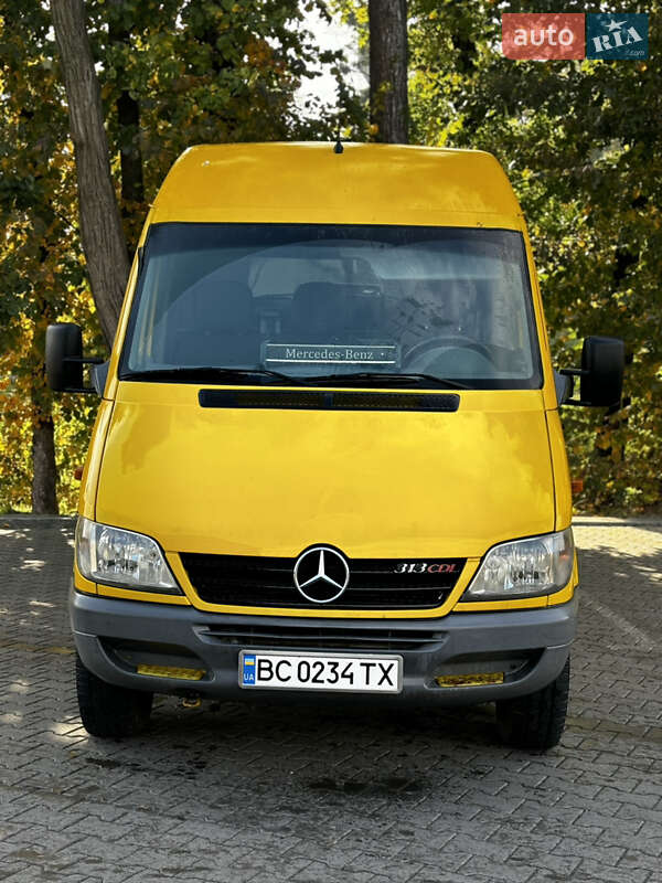 Вантажопасажирський фургон Mercedes-Benz Sprinter 2004 в Львові фото 16 Вантажопасажирський фургон Mercedes-Benz Sprinter 2004 в Львові