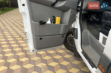 Микроавтобус грузовой (до 3,5т) Mercedes-Benz Sprinter 2012 в 