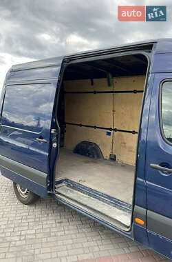 Грузовой фургон Mercedes-Benz Sprinter 2014 в  фото 35 Грузовой фургон Mercedes-Benz Sprinter 2014 в