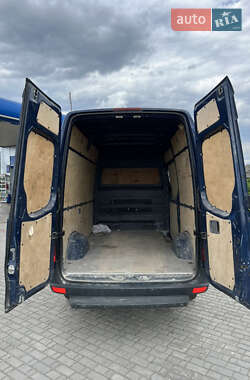 Грузовой фургон Mercedes-Benz Sprinter 2014 в  фото 38 Грузовой фургон Mercedes-Benz Sprinter 2014 в