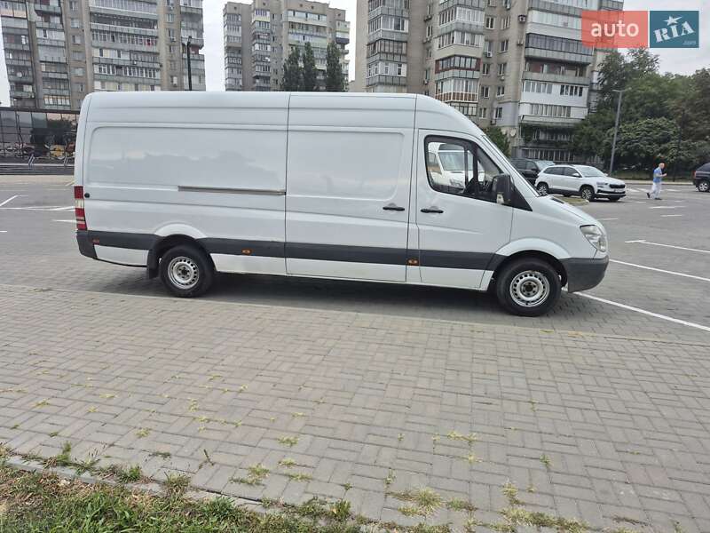 Грузовой фургон Mercedes-Benz Sprinter 2006 в Черкассах