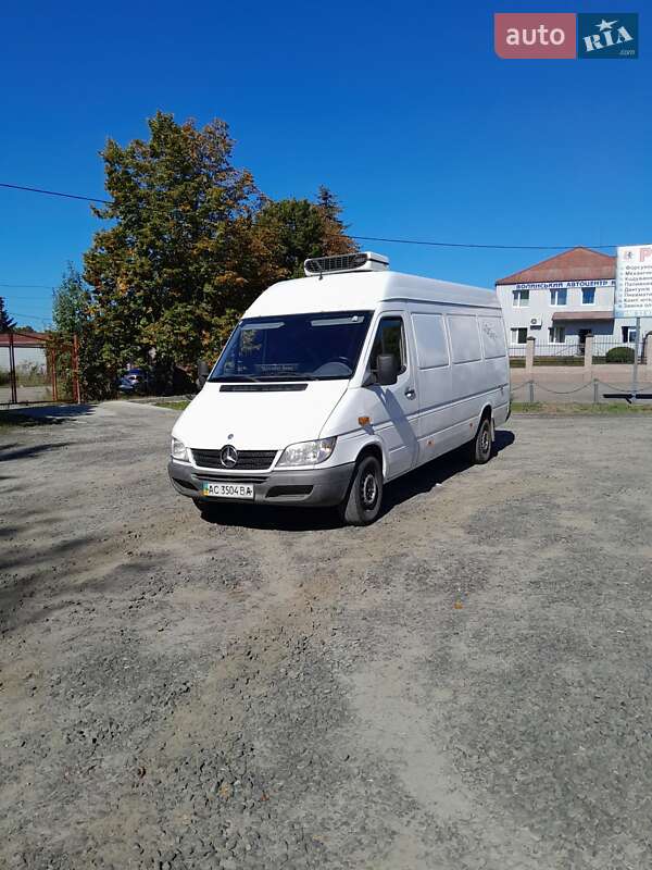 Рефрижератор Mercedes-Benz Sprinter 2005 в 
