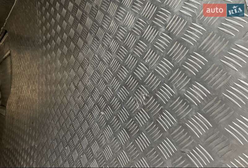 Вантажний фургон Mercedes-Benz Sprinter 2008 в Чернівцях фото 14 Вантажний фургон Mercedes-Benz Sprinter 2008 в Чернівцях