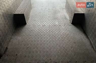 Вантажний фургон Mercedes-Benz Sprinter 2008 в  фото 17 Вантажний фургон Mercedes-Benz Sprinter 2008 в