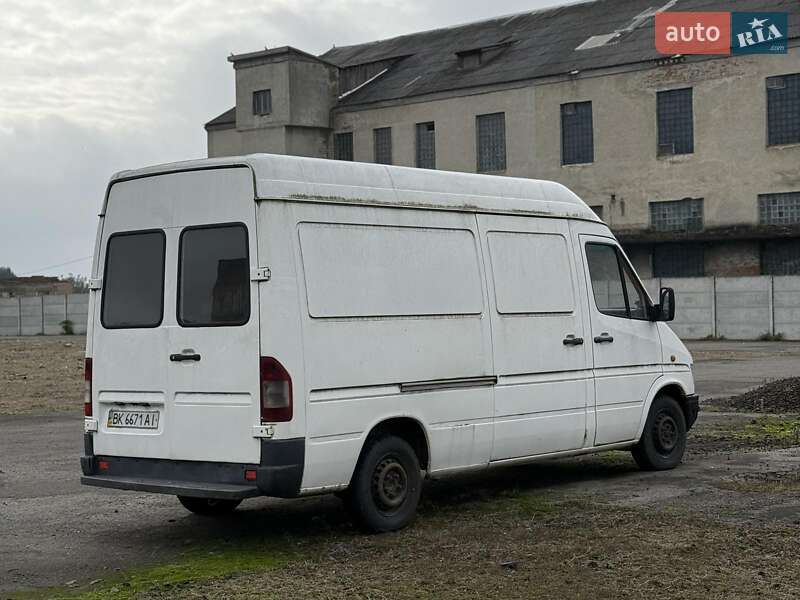 Грузовой фургон Mercedes-Benz Sprinter 1999 в Ровно